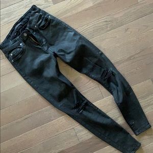 7 High Rise Stretchy Denim!